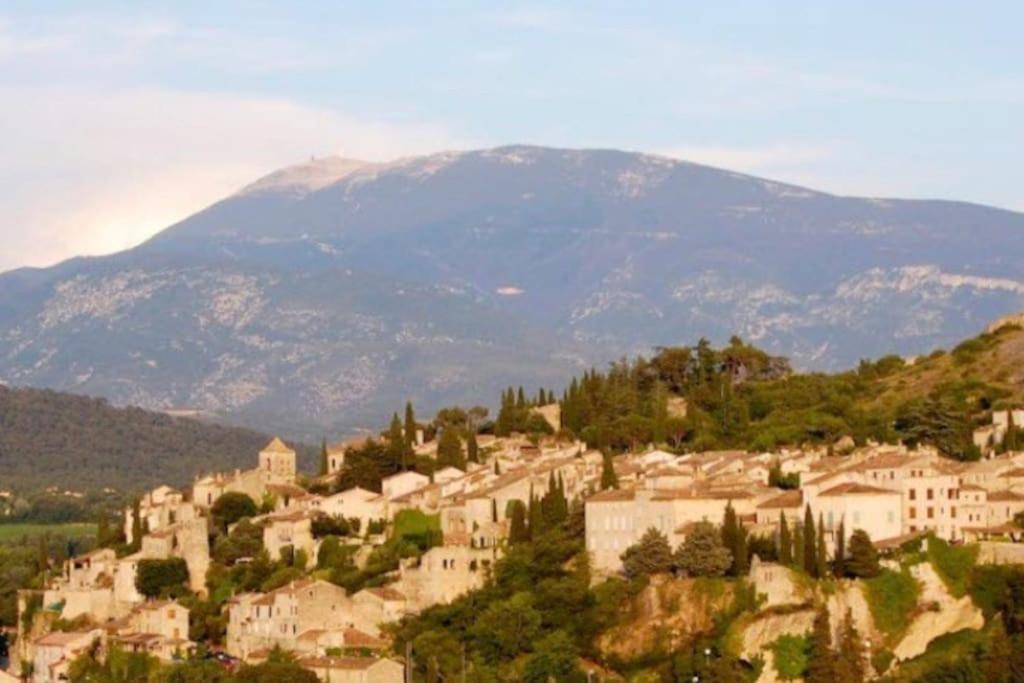 Hypercentre Avec Vue Sur Le Chateau Vaison-la-Romaine Kültér fotó